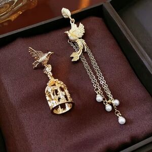 Victorian Bird Cage Gold & Pearl Mismatch Earrings